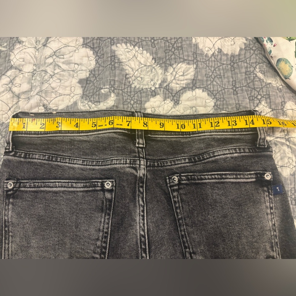 Anthropology Pilcro Slim Boyfriend Distressed Acid Wash Cropped Jeans - Picture 4 of 9